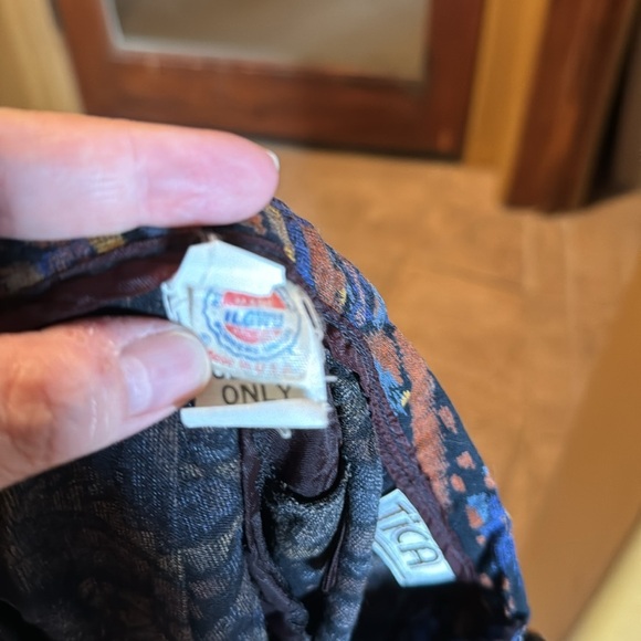 Vintage Tica Floral Midi Skirt Size 6 but fits Size 2 better - Picture 8 of 9